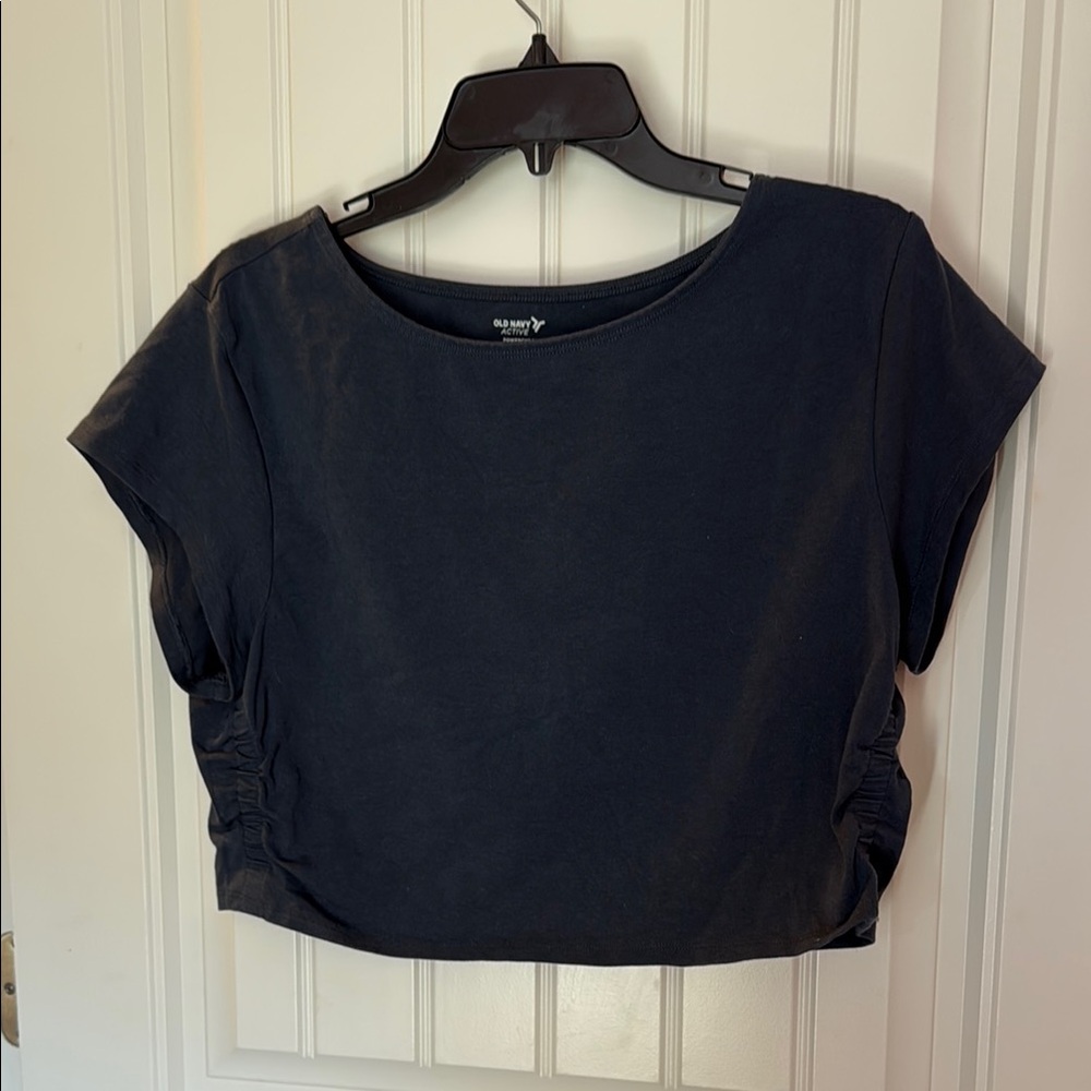Old Navy Cropped Athletic Top XL